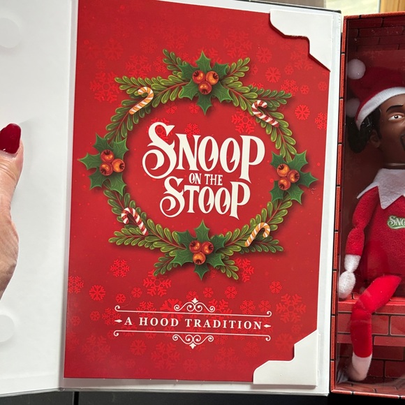 NIB Martha on the Mantel & Snoop on the Stoop